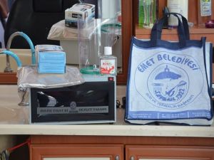 Emet’te 40 esnafa ultraviyole ışınlı sterilize makinesi