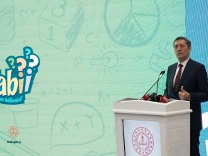 Bakan Selçuk: “Tabii’ mobil uygulaması ile amacımız oyun yoluyla eğlenerek öğrenme, oyun ve dersi iç içe yerleştirmek”