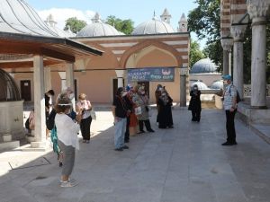 Eyüpsultan Belediyesi’nin halk gezileri başladı