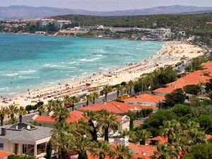 Emlak uzmanı Yiğit Varhan: ’Çeşme’ye yatırım yapan kazanacak’