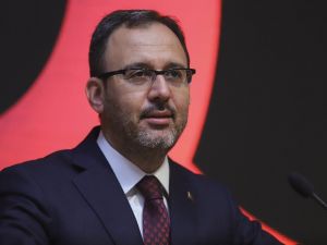 Bakan Kasapoğlu: “15 Temmuz, ülkemizin ve milletimizin bekası için gözünü kırpmadan canını veren vatan evlatlarının yazdığı unutulmaz bir yiğitlik destandır”