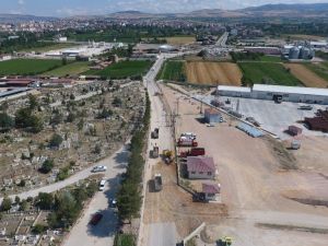 Mezarlık yolu asfaltlanıyor