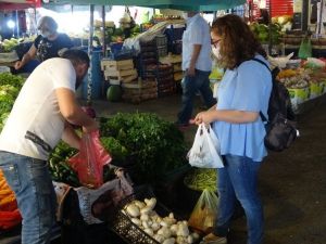 Mevsimlerin normale dönmesiyle pazar fiyatları düştü