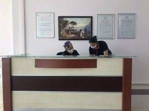 Hemşire ve ebelerin meslek anıları bir kitapta buluştu