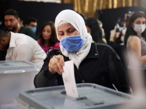 Esad rejimi parlamento seçimleri düzenliyor
