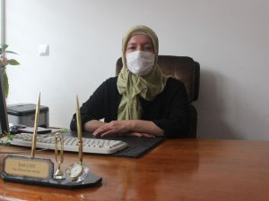 Hem bir anne hem bir esnaf hemde 8 bin kişinin muhtarı