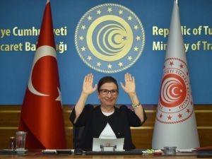 Bakan Pekcan "Kadın Kooperatifleri Paneli"ne katıldı