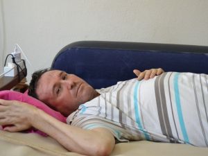 Engelli adamın akülü araç isteğini Bakan Kasapoğlu yerine getirdi