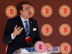 Aydemir: ‘Erzurumlu olmak bize bahtiyarlık veriyor’