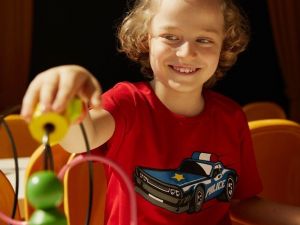 Çocuklara özel hologram baskılı bayramlıklar göz alıyor