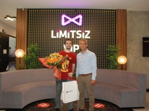 İzmirli Eren Ceylan YKS birincisi oldu