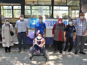 Motivasyon otobüsünde engelli öğrenci eğitimi