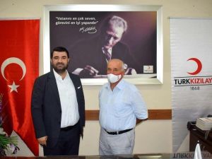 Başkan Bünül’den Kızılay ve Diyanet Vakfı’na kurban bağışı