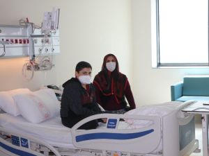 Oğluna böbreğini verebilmek için 20 günde 8 kilo verdi