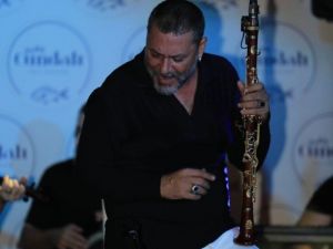 Hüsnü Şenlendirici ile Bayram şenlendi