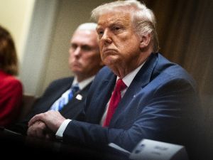 ABD’de Cumhuriyetçi Parti, mevcut Başkan Donald Trump’ı resmen başkan adayı olarak gösterdi.