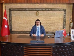 Hasankeyf Kaymakamı Öztürk göreve başladı