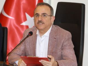 AK Parti İzmir İl Başkanı Sürekli’den, Meclis Üyesine saldırıya serp tepki