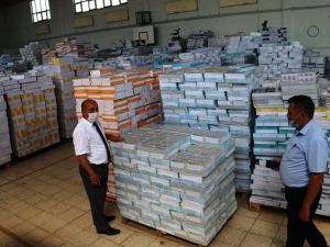 Ders kitapları hazır