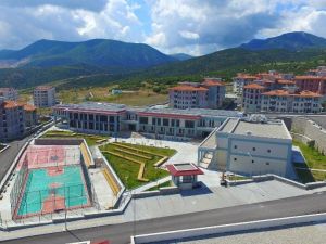 Akgedik Yunuskent’te okulların yapımı tamamlandı