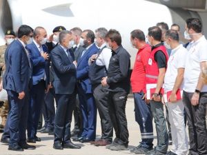 Cumhurbaşkanı Yardımcısı Oktay ve Bakan Çavuşoğlu, Lübnan’da