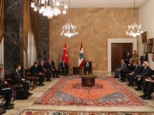 Cumhurbaşkanı Yardımcısı Oktay ve Bakan Çavuşoğlu, Lübnan Devlet Başkanı tarafından kabul edildi