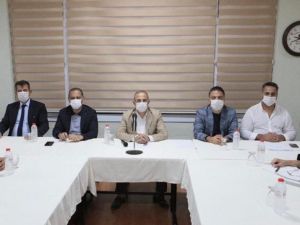 AK Parti İzmir’in ilçe başkanları toplantısı Aliağa’da yapıldı