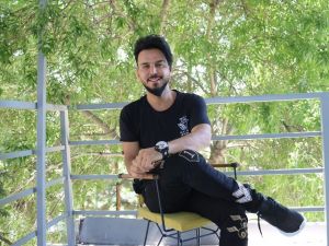 Güzellik ve estetik uzmanı pandemi kısıtlamasında can sıkıntısından çektiği videolarla bir anda sosyal medya fenomeni oldu