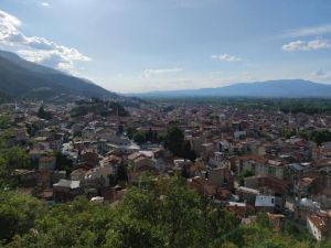 Simav’da 6 ev karantinaya alındı