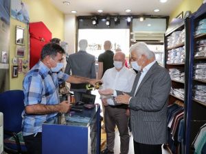 Başkanlardan esnaf maske-mesafe uyarısı