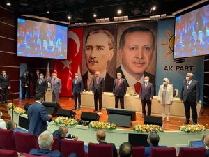 Yiğider ve Taşçı AK Parti’ye katıldı
