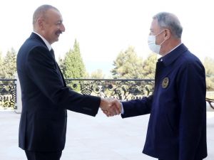 Milli Savunma Bakanı Akar, Azerbaycan Cumhurbaşkanı İlham Aliyev tarafından kabul edildi