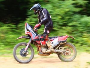 Aytemiz’den Dr. Deniz Algün’e Trans Anatolia Rallisi’nde destek