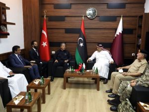 Bakan Akar, Katar Başbakan Yardımcısı ve Libya Savunma Bakan Yardımcısı ile bir araya geldi