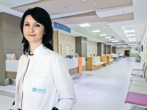 Uzmandan “Güneş koruyucusuz asla dışarı çıkmayın” uyarısı