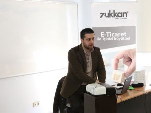 “E-ticaret faaliyeti yürüten şirket sayısının 100 bini aşması bekleniyor”