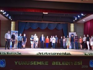 Başkan Çerçi başarılı öğrencileri ödüllendirdi