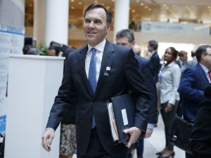 Kanada Maliye Bakanı Morneau, görevinden istifa etti