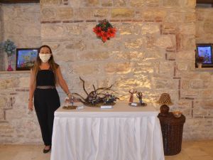 Sanata dönüşen atıklar Kuşadası’nda sergilendi