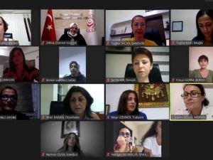 Bakan Selçuk, Şiddet Önleme ve İzleme Merkezleri yöneticileriyle bir araya geldi