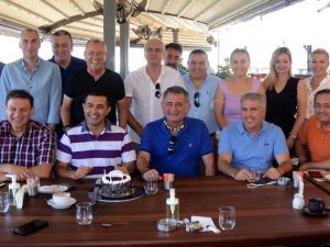 Başkan Günel kitap fuarına katılan yazarlarla buluştu