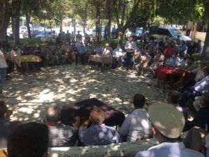 Çiftçiler yeni pazarlama yöntemleri için bir araya geld