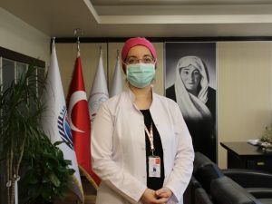 Prof. Dr. Üstün korona virüs konusunda gebeleri uyardı