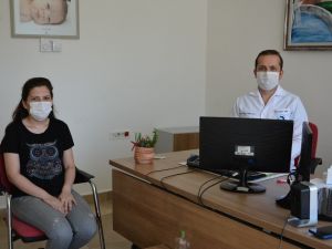 Karın içini dolduran 25 santimlik kistinden kurtuldu