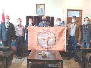 YÖK Engelsiz Üniversite Bayrakları DPÜ’de dalgalanıyor