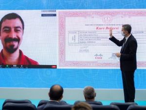 Bakan Selçuk: “Biz bakanlığın birikimiyle yetinmek istemiyoruz, biz Türkiye’nin birikimini, dünyanın birikimini istiyoruz”
