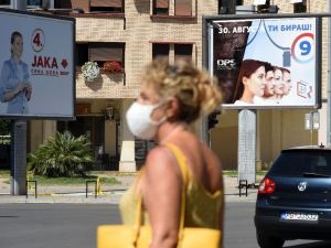 Karadağ’da halk genel seçimler için sandık başında