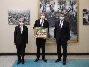 Akşehir heyetinden Bakan Ziya Selçuk’a ziyaret