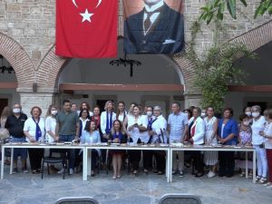CHP Kadın Kolları Başkanı Nazlıaka’dan Kuşadası’na teşekkür ziyareti