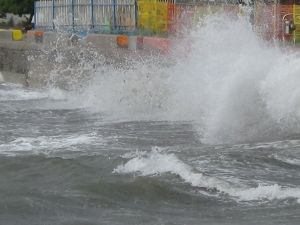 Su üstünde sağlıklı bir seyahat için hava durumunu bakmayı ihmal etmeyin